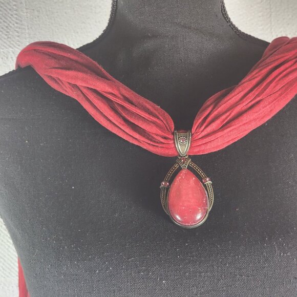 West Loop Brick Red Faux Cabochon Pink Crystal Large Pendant Charm Poly Scarf - Picture 3 of 16